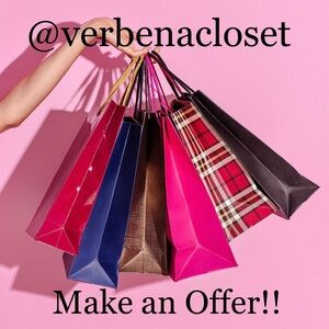 Women's Tops Make An Offer🎉